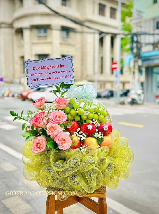 Giỏ trái cây 900k TPHCM Ms5066